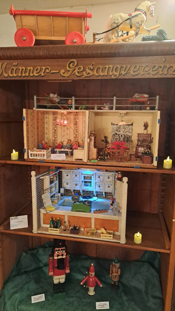 Puppenstuben, Nussknacker & Co.